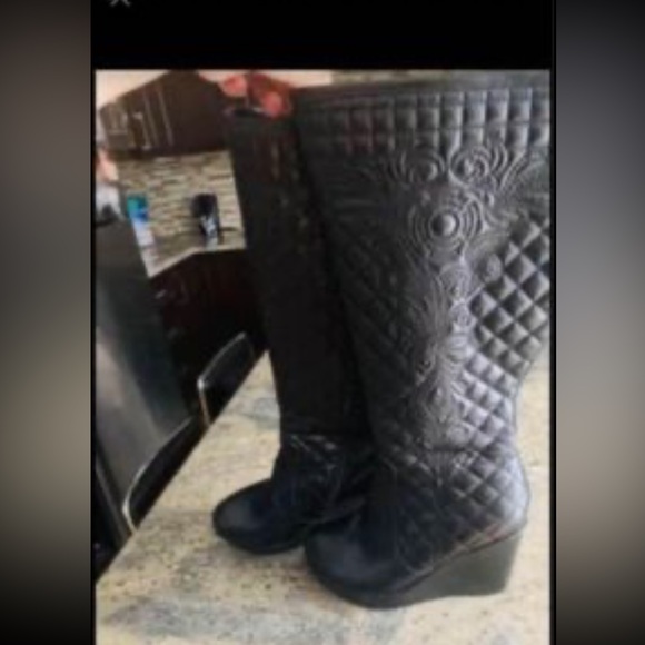 Size 10 - Picture 3 of 3